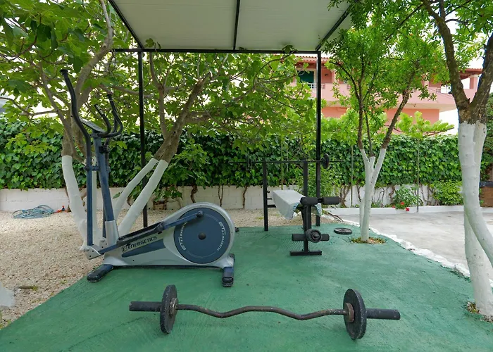 Villa M Cako