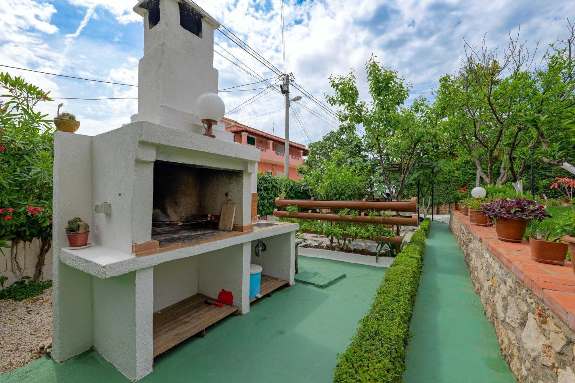 M Cako Villa